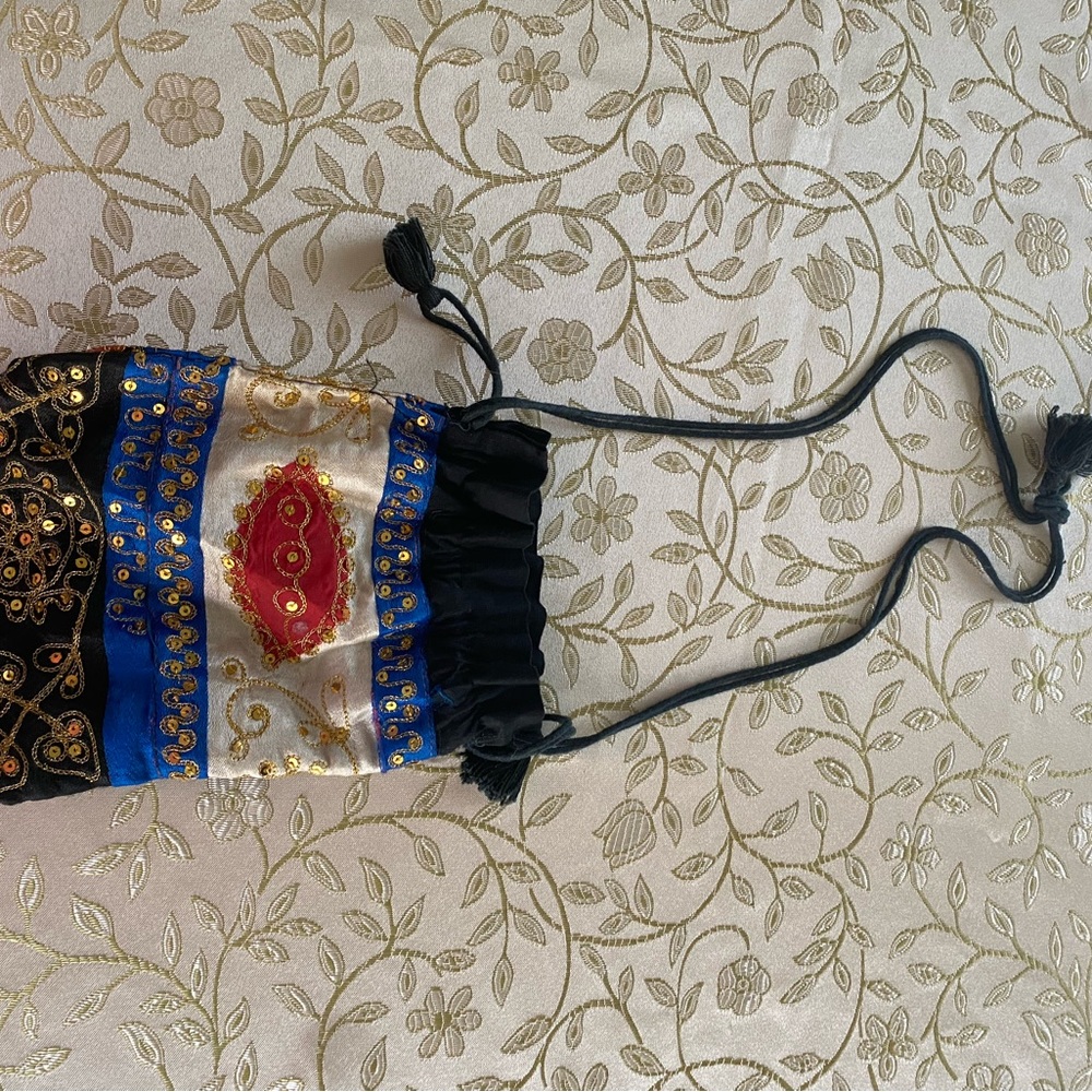 Boho drawstring purse! - Picture 10 of 12